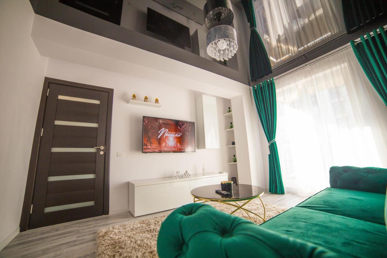 Toto'S Apartment Constanta Exterior photo