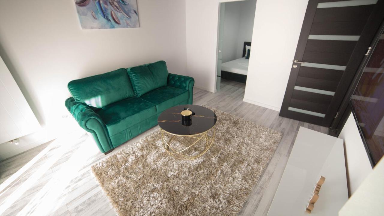 Toto'S Apartment Constanta Exterior photo