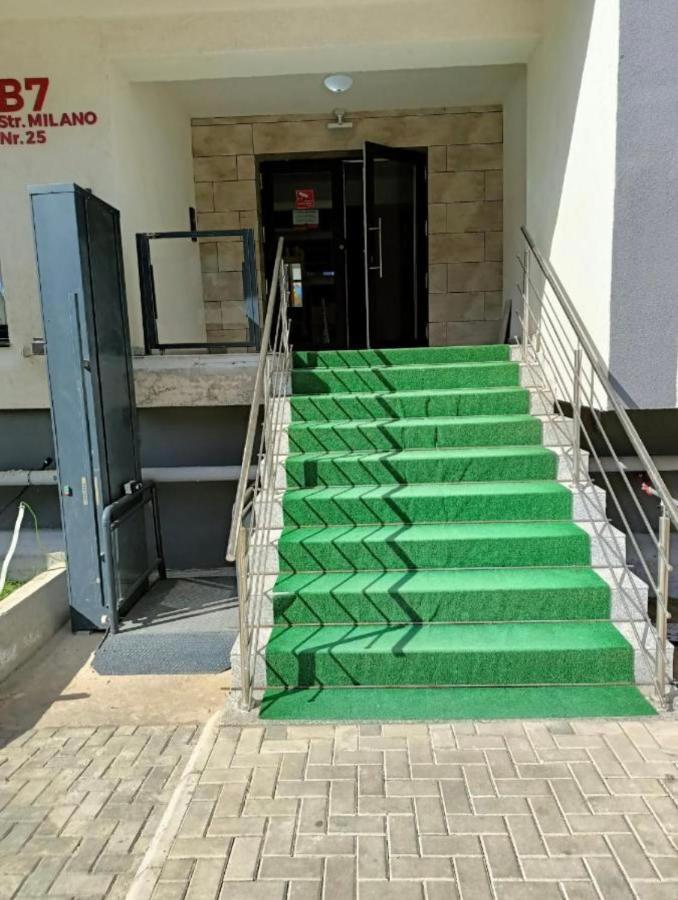 Toto'S Apartment Constanta Exterior photo
